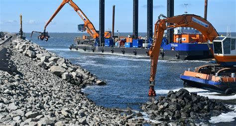 modular pontoon titaan  restoring  afsluitdijk baars sliedrecht