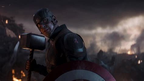 Mjolnir Hammer Used By Steve Rogers Captain America Chris Evans In