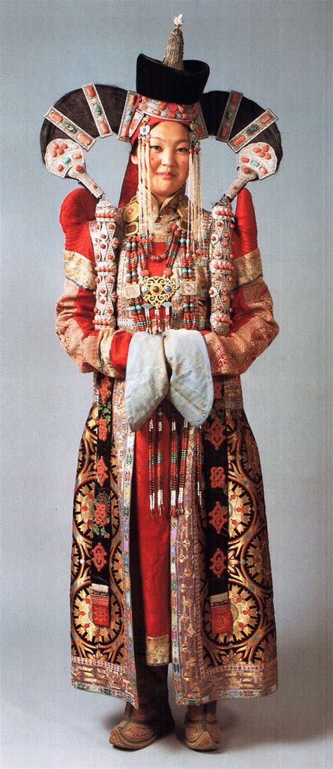 images  mongolia  pinterest reindeer queen amidala  traditional clothes