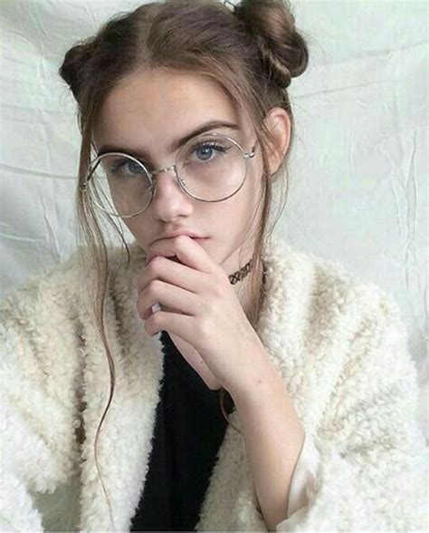Pin By Lemon Zesst On Eyewear Circle Glasses Girls With Glasses