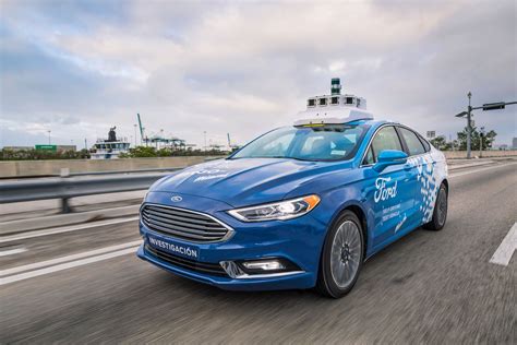 ford   launch  fleet  thousands   driving cars   mit technology review