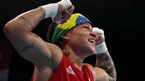 Beatriz Ferreira Asegura La Tercera Medalla De Brasil En El Boxeo De