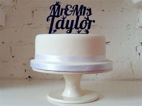 30 Wedding Cake Toppers Designs To Inspire Wedding Cake