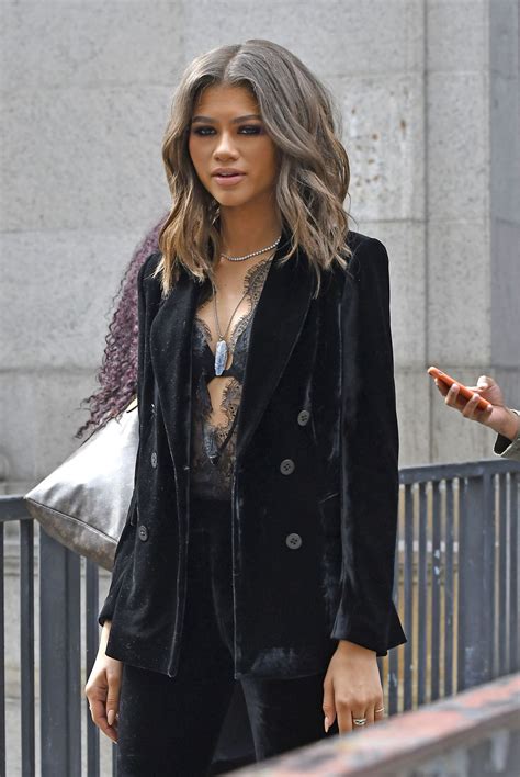 celebrities trands zendaya coleman style out in nyc 9 9