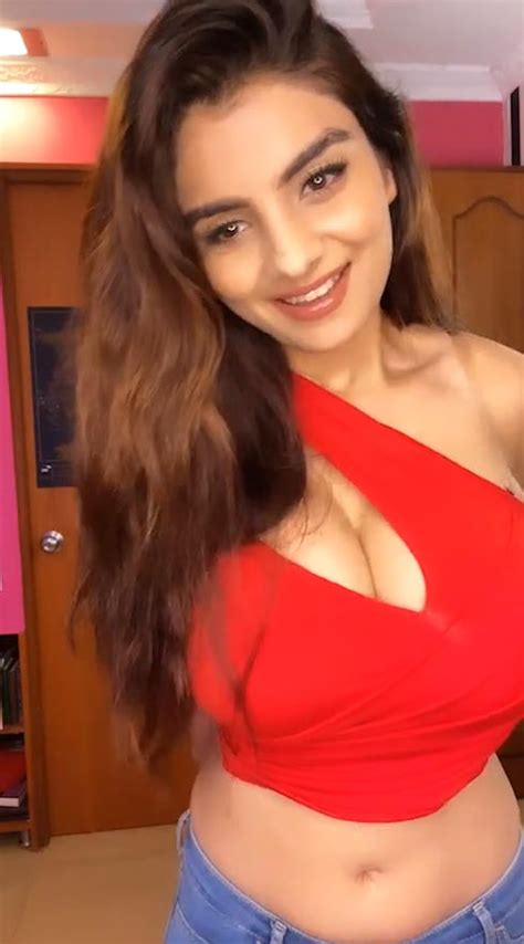 anveshi jain slays in red top and jeans flaunting her fit