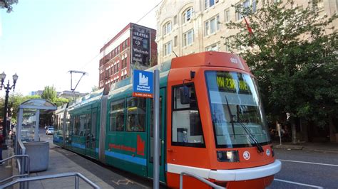 streetcar craze vox