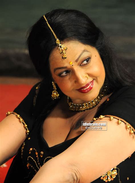south indian actress jyothi lakshmi photo session 1