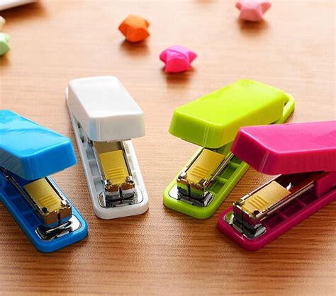 mini stapler set staples mini style candy color stapler grampeador kawaii stationery office
