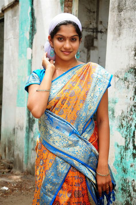 actress hd gallery swasika tamil  actress hot saree photo stills