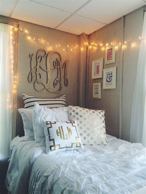 cute black  white bedroom ideas   dorm room color schemes