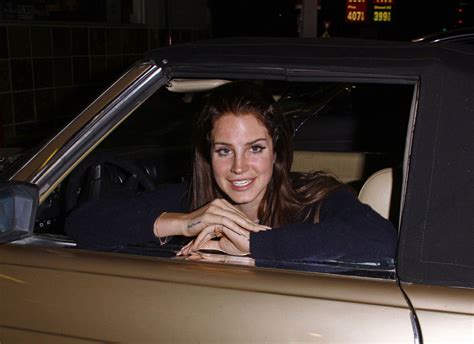 lana del rey leaving the chateau marmont in hollywood hawtcelebs