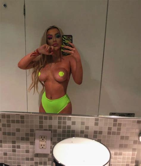 Tana Mongeau Nude And Topless Pics From 2020 73 Photos