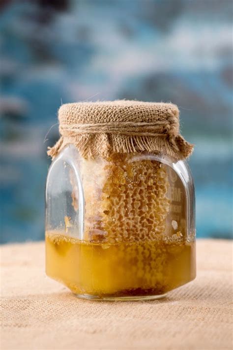 Honig Im Glas Mit Bienenwaben Stockbild Bild Von Frech Potentiometer