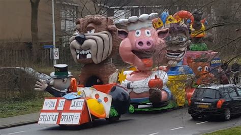 carnaval doetinchem optocht rijdt naar de stad  februari  youtube