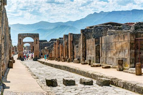 mind blowing facts  pompeii avventure bellissime