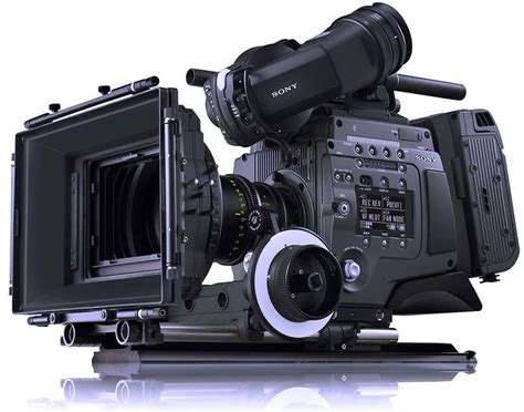cameras filming equipment kulo luna   blueplanet universal films production panavision