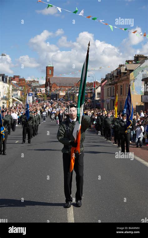 flag bearing colour party march   falls road  easter sunday  easter rising