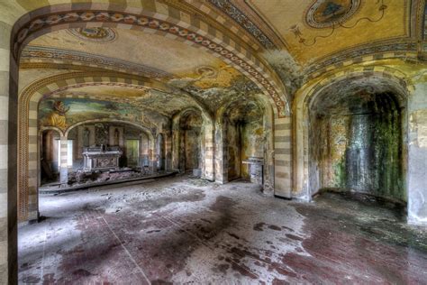 images   abandoned places  give  chills  image