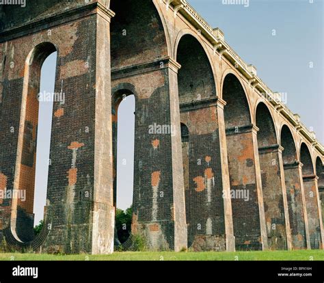 built    ouse valley viaduct  called balcombe viaduct