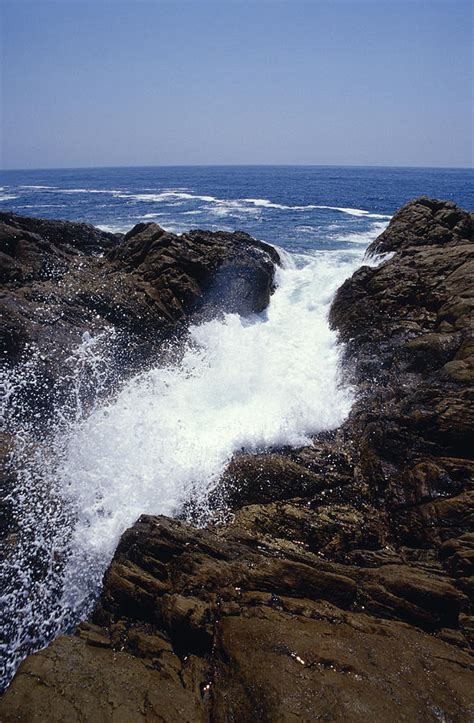 Ocean Waves Crashing Onto Rocks Flow Photograph By Jason Edwards