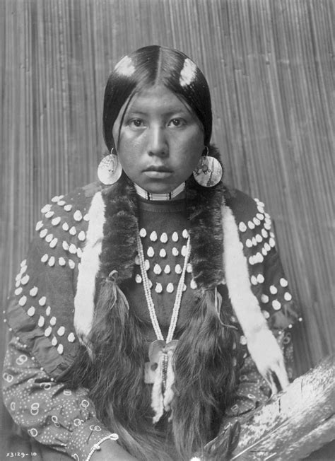 History In Photos Edward S Curtis Indians Of The Northwest