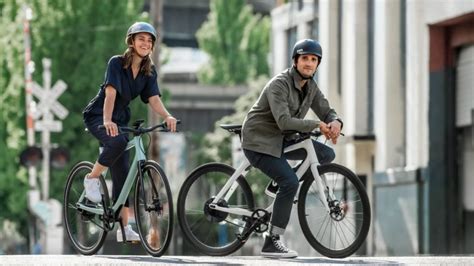 Best Ebikes Of 2020—a Hubless Ebike A Unibody Carbon Fiber Ebike And