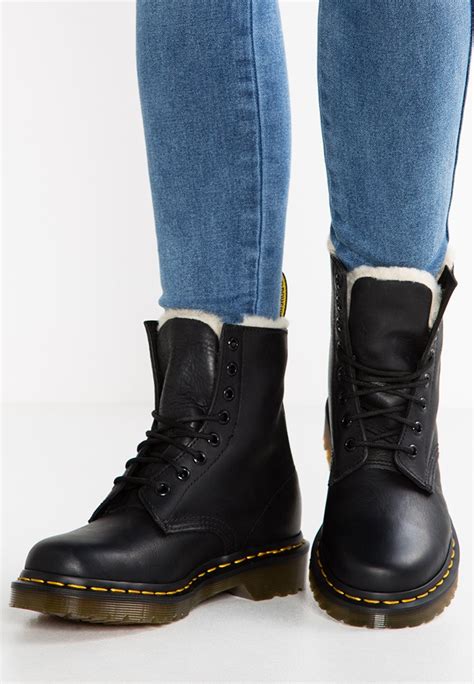 dr martens  serena schnuerstiefelette blackschwarz zalandoat