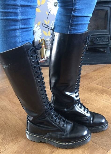 pin  footmarshian  dr martens boots   boots dr martens boots  martens boots