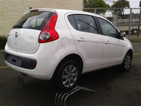 carro popular indicado para mulher veja essa opção