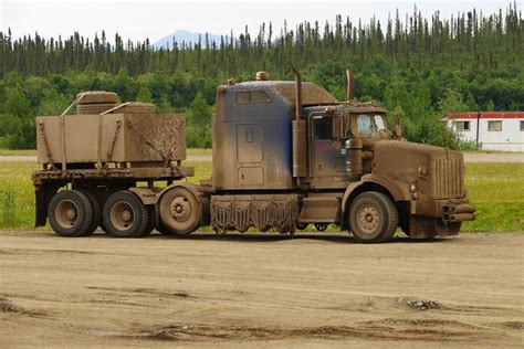 alaska trucks images  pinterest alaska biggest truck  rigs
