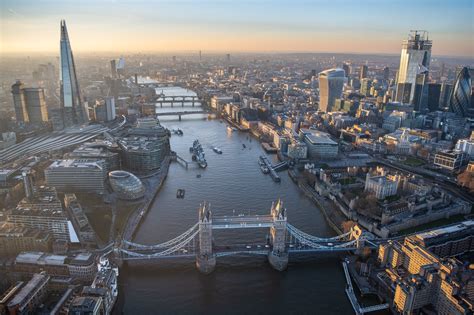 aerial photographers year  pictures  flying  london london evening standard