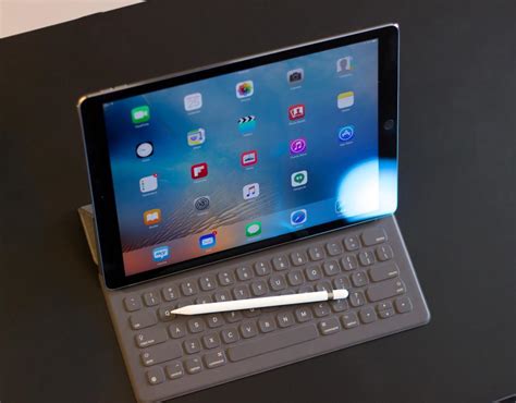 ipad pro  review   ipad business casual
