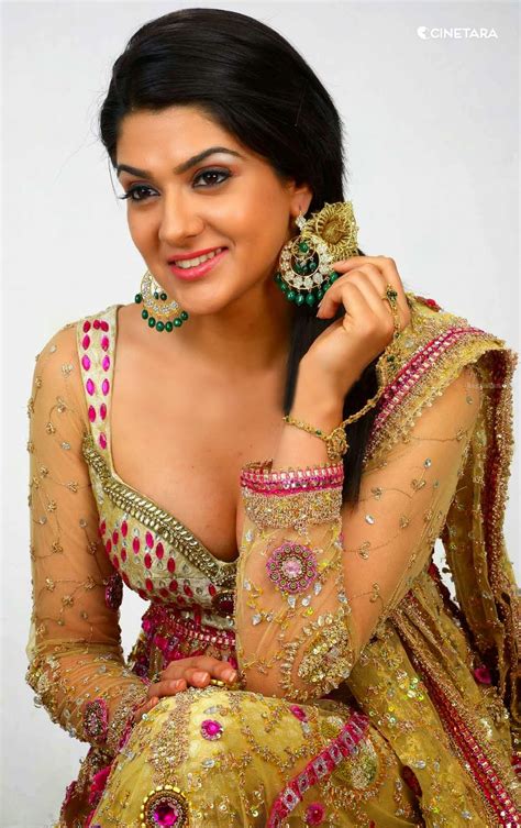 south indian latest actress hot pics sakshi choudhary