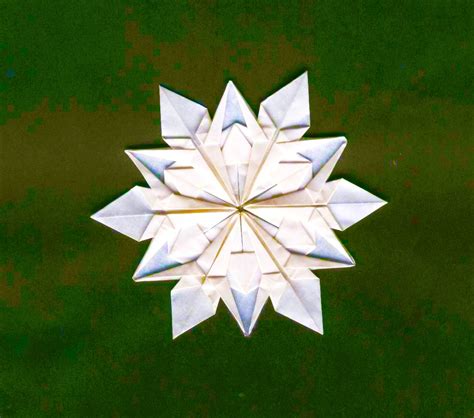 Yey Origami Snowflake