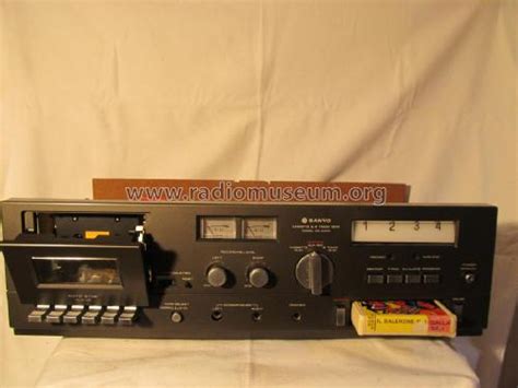 cassette  track deck    player sanyo electric  radiomuseum