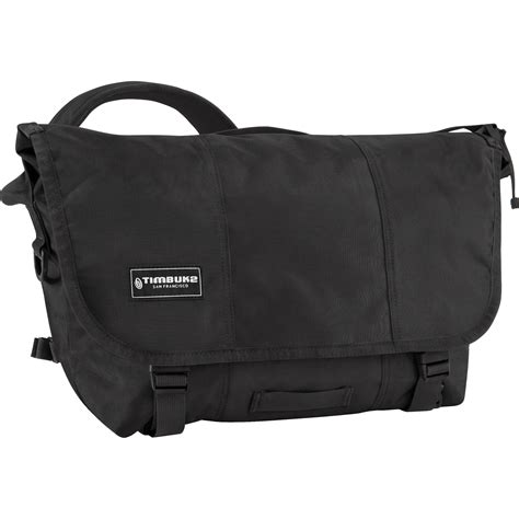 timbuk classic messenger bag medium black    bh