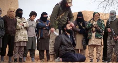 estado islámico difunde múltiples ejecuciones contra musulmanes