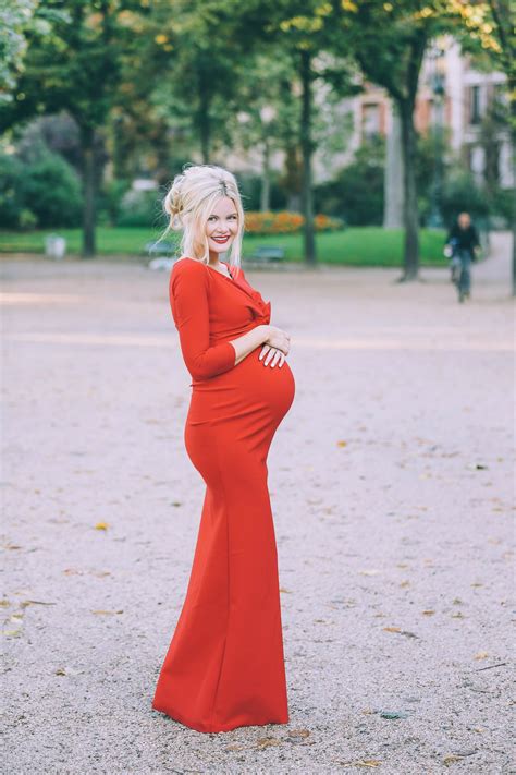 Paris Maternity Photos Barefoot Blonde By Amber Fillerup