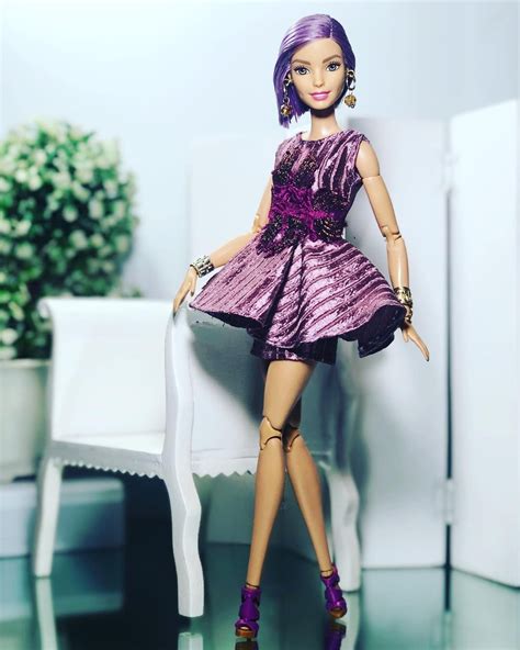 Pin By Olga Vasilevskay On Barbie Fashionistas Сolor Hair Casual