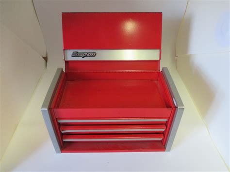 vintage snap  tool box micro mini red desktop office storage trinkets