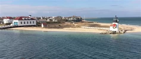 Nantucket Residents Vote To Make All Beaches Topless The Independent
