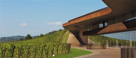 top  wineries  tuscany wine international association wia