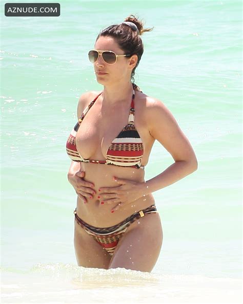 Kelly Brook Topless From A Beach In Cancun Mexico Aznude