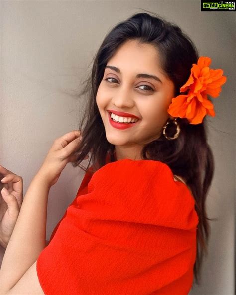 Actress Surabhi Instagram Photos And Posts June 2021 Gethu Cinema