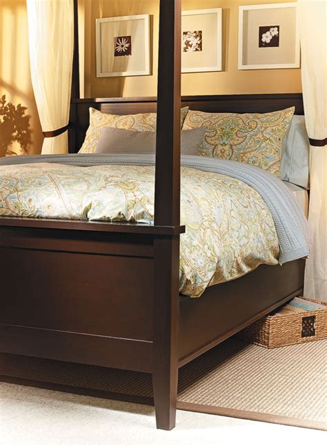 modern  poster bed woodworking project woodsmith plans