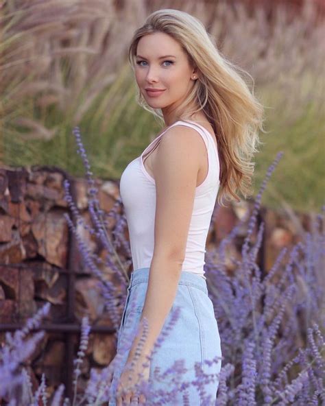 Tiffany Toth Blonde Beauty Girl Fashion