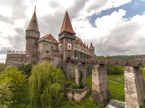 beautiful castles  europe  conde nast traveler