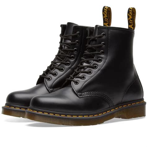 dr martens   eye smooth leather boot black  docmartensoutfit