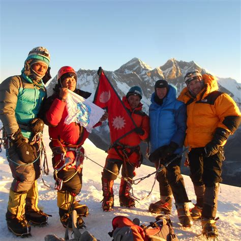 amadablam summit satori adventures nepal