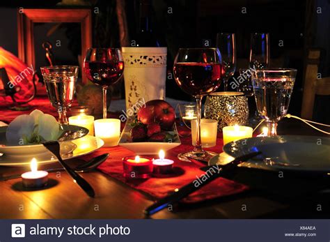 romantisches candle light dinner stockfoto bild  alamy